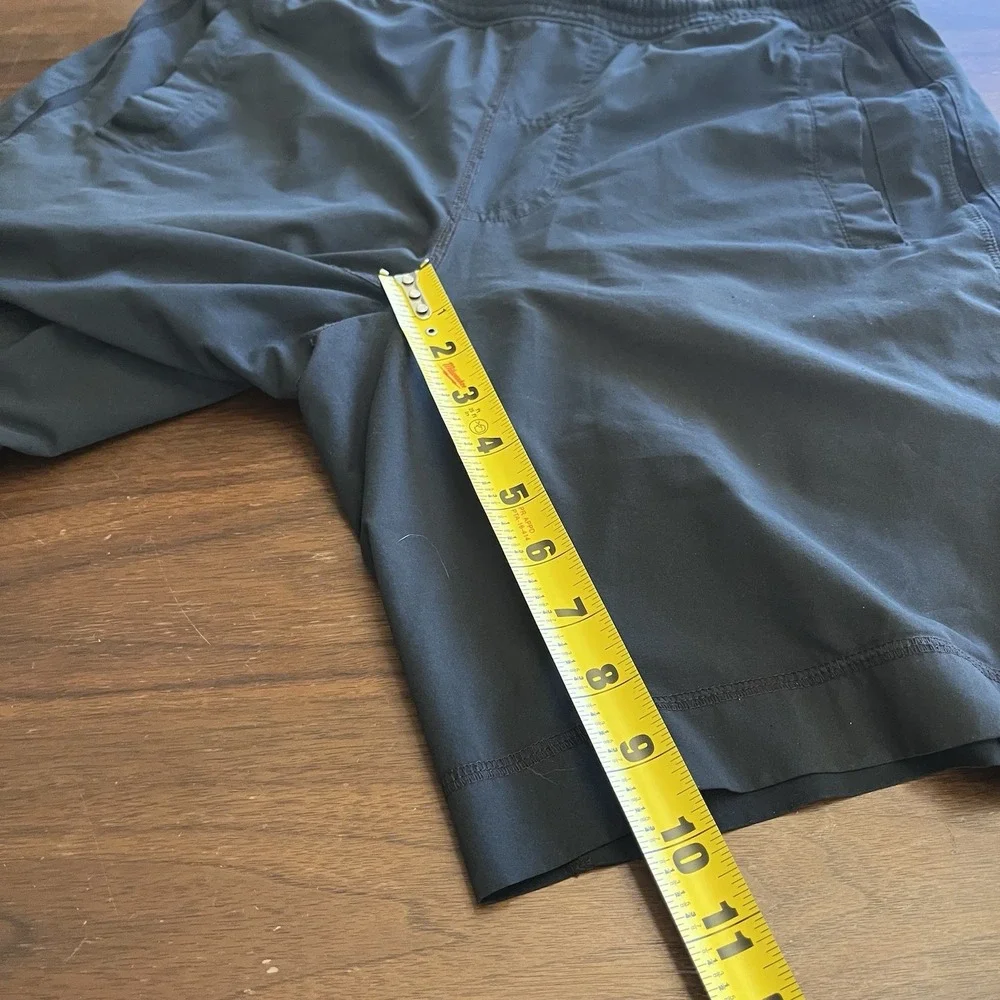 Lululemon Pace Breaker Men's XL 10